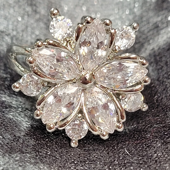 White  Zircon  Cherry Blossom  Ring - Picture 4 of 4